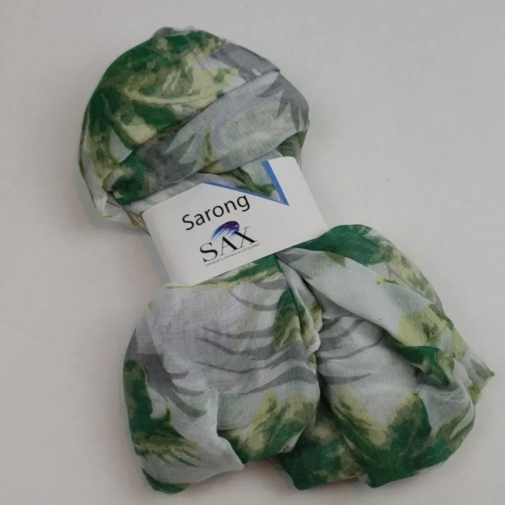 NWT SAX Eyewear & Fashion Accessories Green Floral Lightweight Beach Sarong